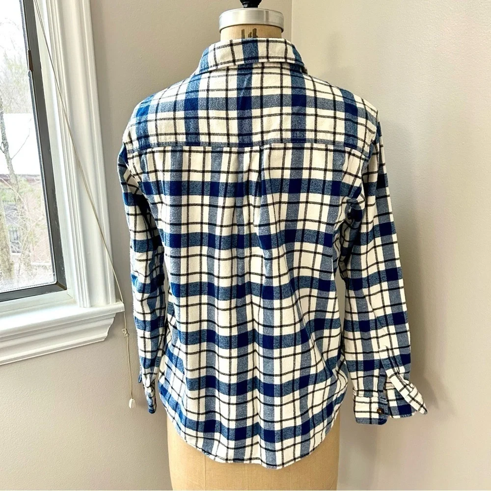Hanna Andersson Women’s 100% Cotton Flannel Blue and Cream Button Down Sz M EUC - Picture 4 of 13